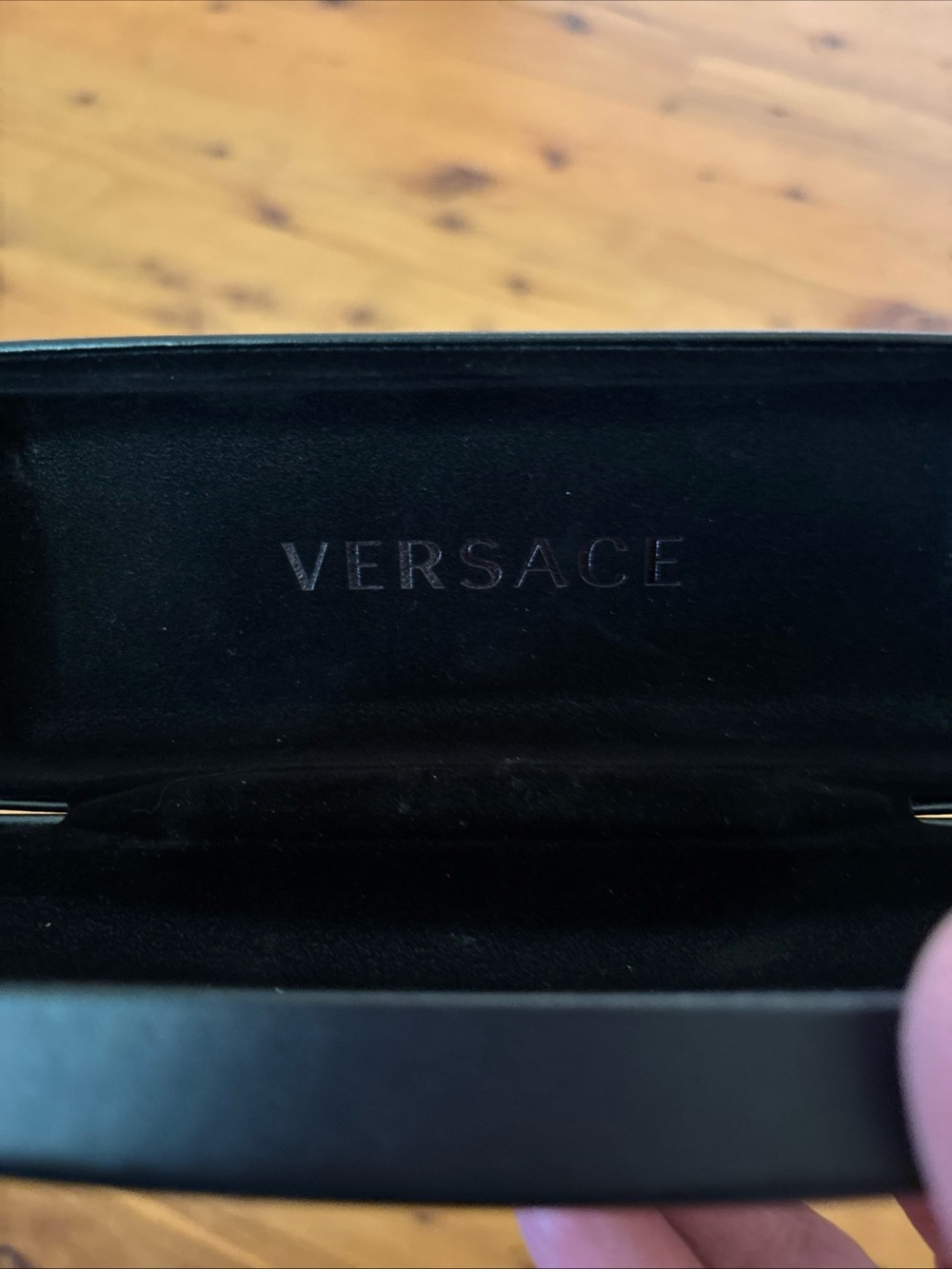 New Authentic Versace Unisex Large Black Leather Case-Case Only - Picture 3 of 4